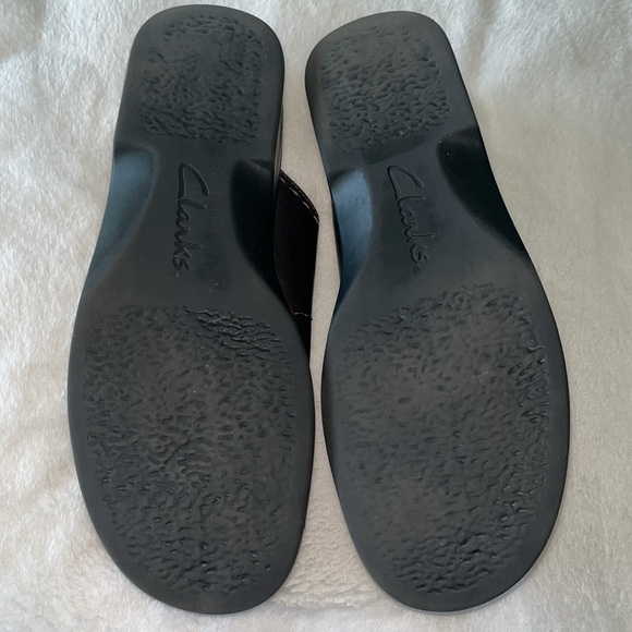 Clarks Shoes - Picture 8 of 11